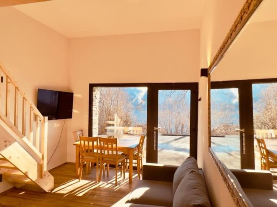 Chic Small New Apartment Up To 4 People, Pets Allowed Lens Exteriör bild