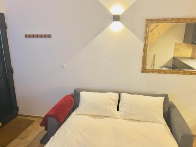 Chic Small New Apartment Up To 4 People, Pets Allowed Lens Exteriör bild